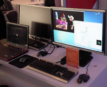 Display stands at the summit of developers AMD APU13